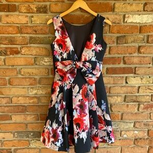 Kate Spade Hazy Floral Dress with Open Back, Bow - Size 0